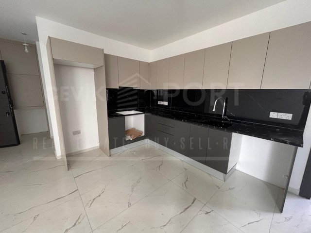 Küçük Kaymaklı’da Satılık Lüx Sıfır 2+1 Daire