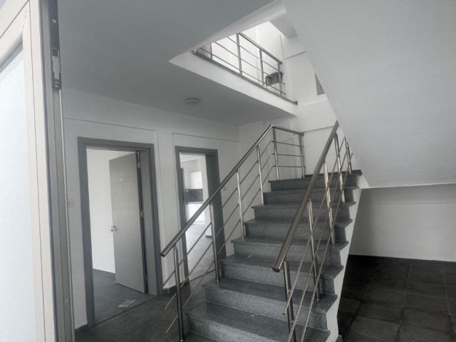 Lefkoşa, Gonyeli'de satılık 2+1 ferah daire - Fotoğraf 1