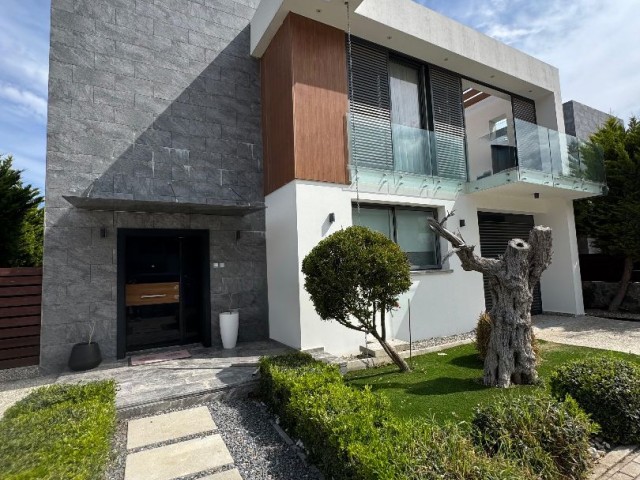 Girne Ozanköy'de satılık 3+1 villa - Fotoğraf 1