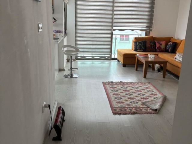 Lefkoşa, Yenişehir’de satılık 2+1 daire - Fotoğraf 1