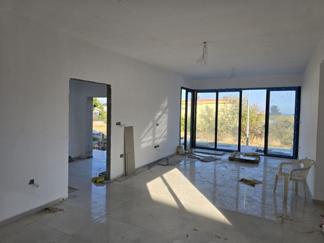 Girne, Çatalköy'de satılık 4+1 villa - Fotoğraf 4