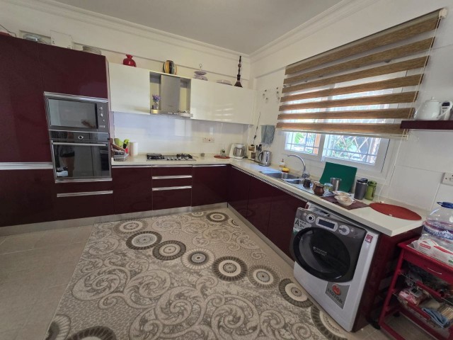 Alsancak'ta satılık 3+2 ikiz villa - Fotoğraf 2
