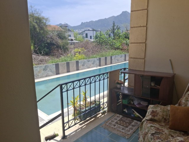 Girne, Karaoğlanoğlu bölgesinde satılık 1+1 daire - Fotoğraf 1