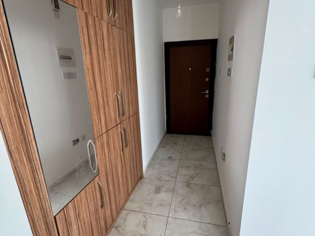 Girne Türk Mahallesi’nde 3+1 Satılık Daire - Fotoğraf 1