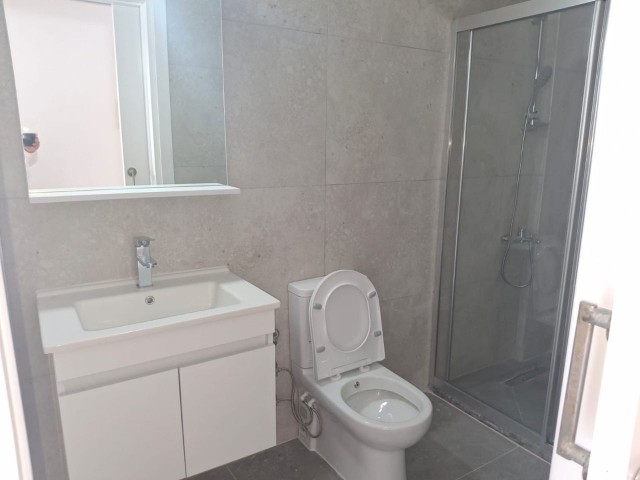 Girne merkezde satılık 2+1 daire - Fotoğraf 2