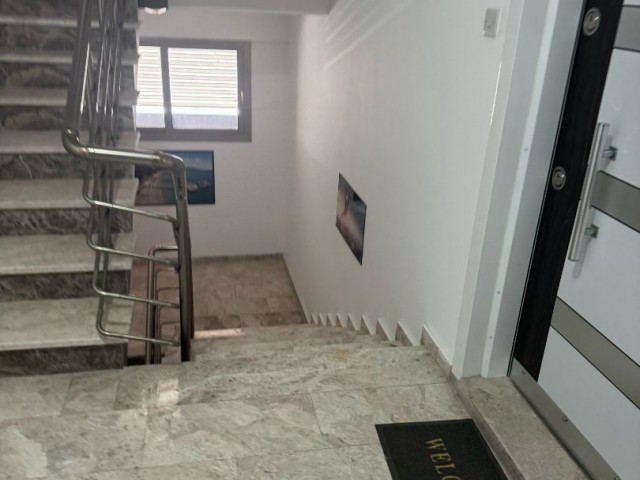 Girne Merkez’de Satılık Apartman Binası - Fotoğraf 4