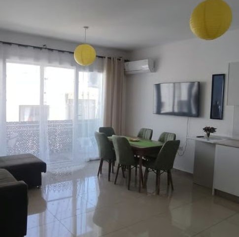 Girne Lapta'da Muhteşem Deniz ve Dağ Manzaralı Penthouse Satılık!