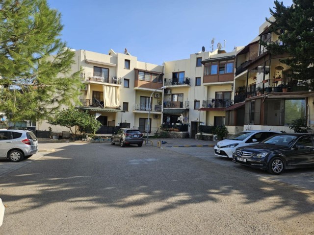 SATILIK - ALSANCAK  - 3 YATAK ODALI BAHCE KAT DAIRE