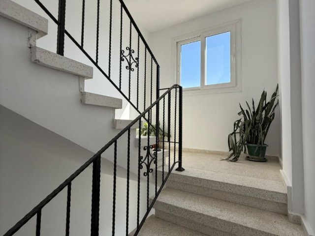 Gönyeli’de Türk Koçanlı 4+1 180 m² Daire - Fotoğraf 3
