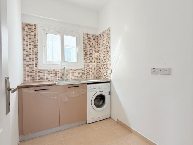 Gönyeli’de Türk Koçanlı 4+1 180 m² Daire - Fotoğraf 4