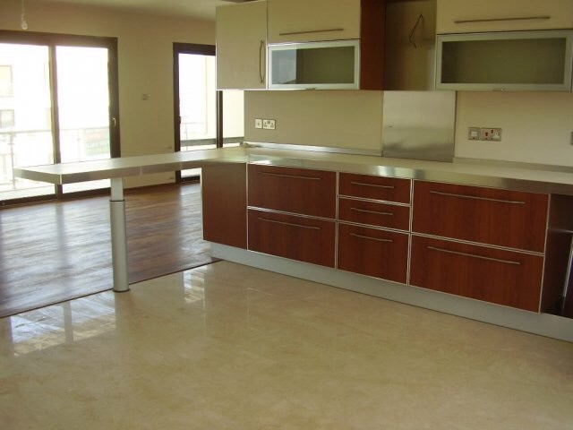 GİRNE merkezde Satılık 170 m2 3+1 lüks Rezidanz - Fotoğraf 3