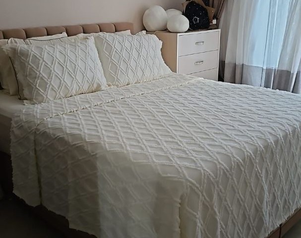 GİRNE MERKEZDE TÜRK KOÇANLI SATILIK 3+1 DAİRE !!!