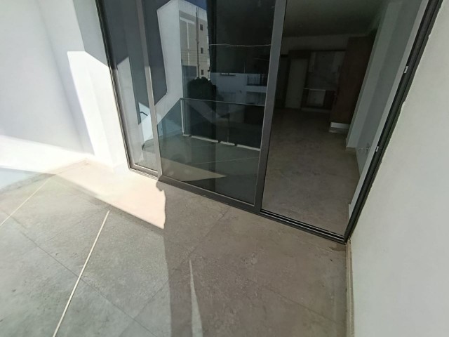 Hamitköy’de Satılık Türk Koçanlı 2+1 85m² Daireler - Fotoğraf 2