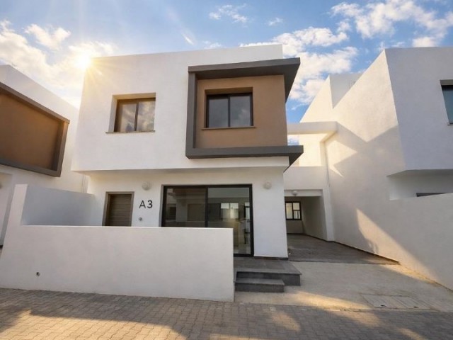 Lefkoşa Kanlıköy Bölgesinde 3+1 Satılık Villa