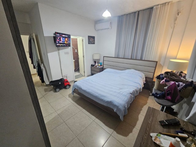 Metehan'da Merkezi Konumda Geniş 150m² 3+1 Daire - Fotoğraf 3
