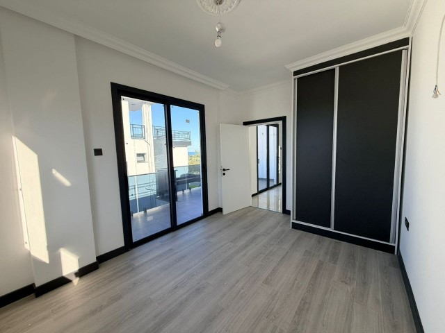 Girne Çatalköy'de Lüks Özel Havuzlu Hemen Teslim Fırsat 3+1 Satılık Villa !! - Fotoğraf 3