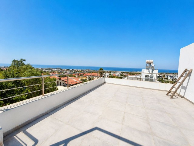 Girne Çatalköy’de Deniz ve Dağ Manzaralı Full Eşyalı 3+1 Satılık Villa !! - Fotoğraf 3