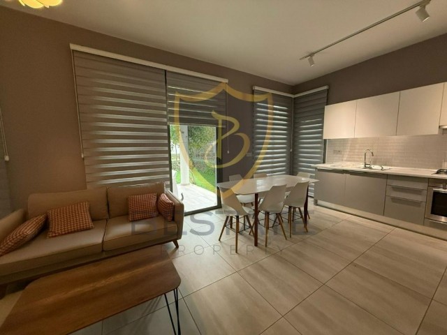 Girne Alsancak'ta Kıbrıs Town Houses'da Özel Bahçeli Full Eşyalı Satılık 2+1 Daire !! - Fotoğraf 2