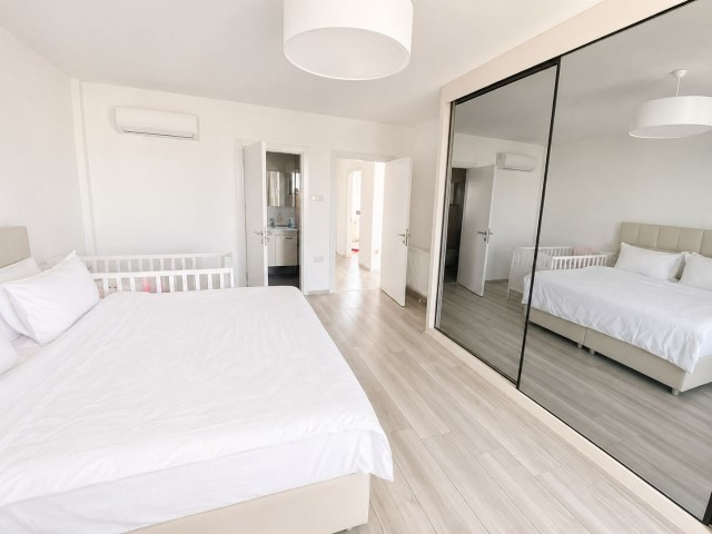 Girne Ozanköy'de Türk Koçanlı Özel Havuzlu Lüks Satılık 4+1 Villa !! - Fotoğraf 2
