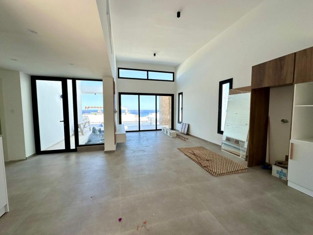 Kuzey Kıbrıs Esentepe’de Panoramik Deniz Manzaralı Satılık Villa !! - Fotoğraf 3
