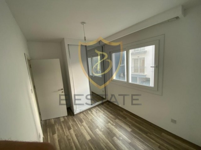 GİRNE MERKEZ'DE  YATIRIMLIK 2+1 DAİRE !!