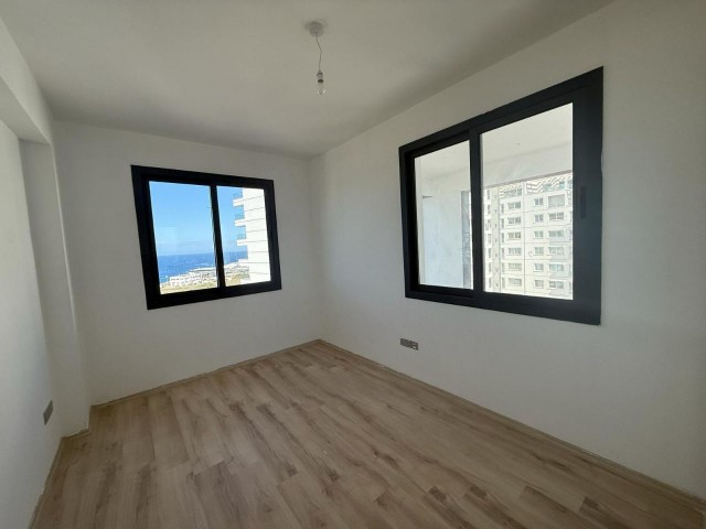Girne Merkez'de Türk Koçanlı Deniz Manzaralı Satılık 2+1 Daire !! - Fotoğraf 3
