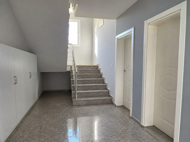 GİRNE ALSANCAK'TA ÖDEME SEÇENEKLİ FULL EŞYALI, BAHÇELİ SATILIK 2+1 DAİRE !!