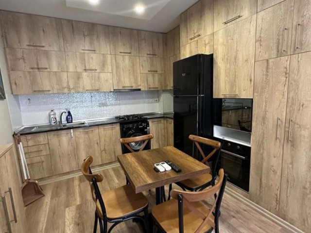 Gazimağusa Gülseren bölgesinde denize çok yakın yıllık kiralaması olan satılık 2+1 daire AYŞE KEŞ 05488537006 - Fotoğraf 2