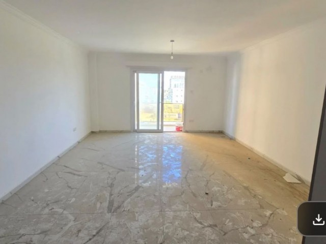 Gazimağusa Merkezde geniş metre kareli satılık 1+1 Habibe ÇETİN 05488547005 - Fotoğraf 1