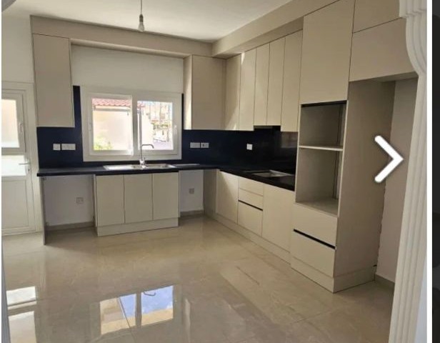 İskele Loungbeach bölgesinde deniz manzaralı ,en güzel beachlere yürüme mesafesi FIRSAT satılık 3+1 villa HABİBE ÇETİN 05488547005 - Fotoğraf 2