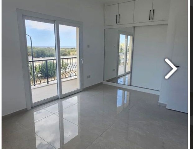 İskele Loungbeach bölgesinde deniz manzaralı ,en güzel beachlere yürüme mesafesi FIRSAT satılık 3+1 villa AYŞE KEŞ 05488537006 - Fotoğraf 4