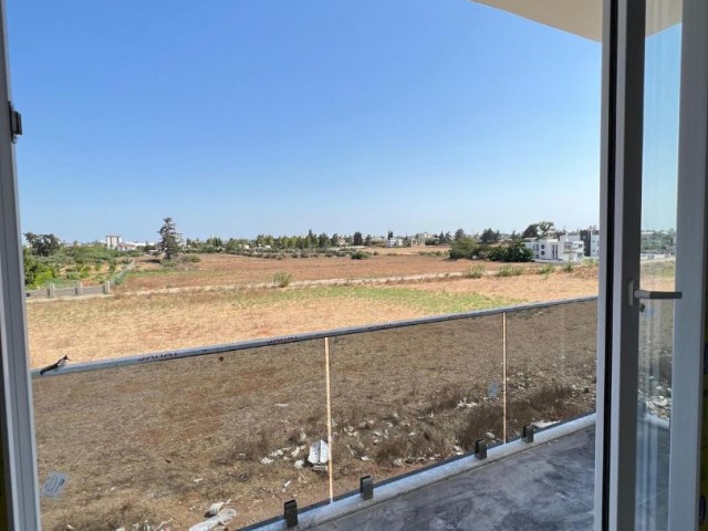 Gazimağusa Çanakkale de 2+1 Türk koçan hazır 2+1 satılık Habibe ÇETİN 05488547005 - Fotoğraf 1