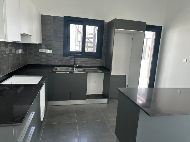 Gazimağusa Yeniboğaziçin de satılık 3+1 müstakil villa Habibe ÇETİN 05488547005 - Fotoğraf 2