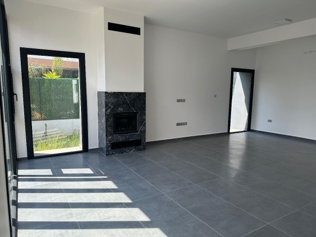 Gazimağusa Yeniboğaziçin de satılık 3+1 müstakil villa Habibe ÇETİN 05488547005 - Fotoğraf 4
