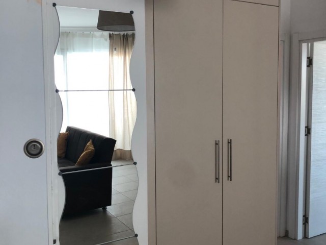 Girne Karaoğlanoğlu'nda Satılık Eşyalı 1+1 Daire - Doğa Manzarası ve Güzel Konum