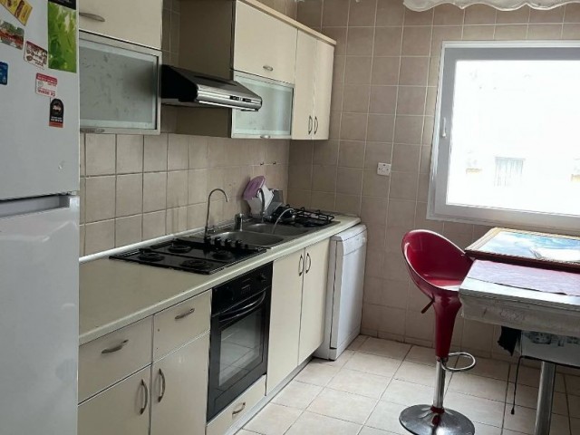 Girne patara stesinde tüm masrafları ödenmiş satılık 1+1 eşyalı daire - Fotoğraf 3