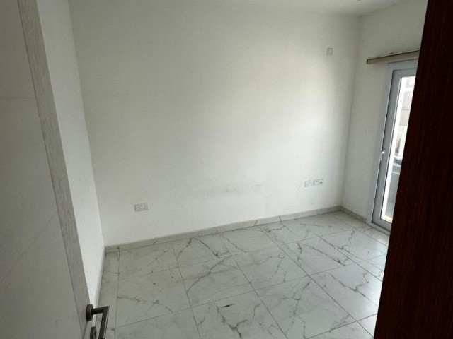 Krediye Uygun Gazimağusa Gülseren Yeni 2+1 Tapusu Hazır Kullanılmamış 4.kat Lux Daire KDV Trafo Hediye!! - Fotoğraf 2
