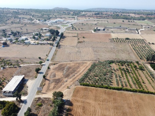 Fiyat Düştü İskele Ziyamet Yatırım Fırsatı İmara Açık Karpaz Anayoluna Sıfır 4891m² Altyapısı Hazır Arsa- Ev İle Takas Teklifleri Değerlendirilir* - Fotoğraf 3