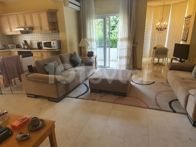 Girne Les Ambasador Hotel bölgesi...Zemin kat bahçeli, ebeveyn banyo tuvalet, gardrop odası, kiler odası, büyük balkon,bbq alanı ....(Sözleşme ile devredilecektir) - Fotoğraf 4
