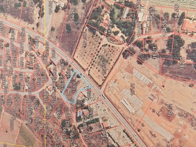 İskele Boğaz, Balıkevi Restorantın karşısı ticari izinli 2 dönüm 1 evlek arsa( anayola basar)