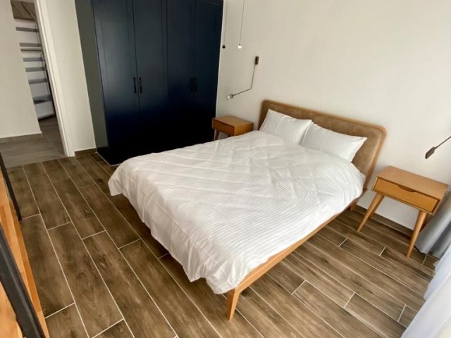 Girne Merkez, Lüks Full Eşyalı Satılık 2+1 Rezidans
