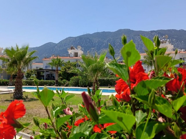 Girne Lapta DENİZE SIFIR!!!! SATILIK DAIRE 185000 STG/+90539 1147350