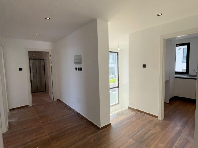 Girne Zeytinlik Ultra Lüx Yeni Bitmiş 4+1 Havuzlu Villa - Fotoğraf 3