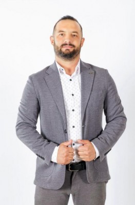 HÜSEYİN TERLİKLİ