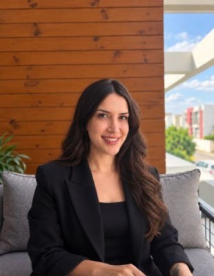 Yasemin Küfi