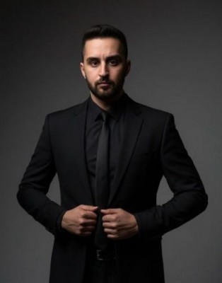 Faruk ÖNER